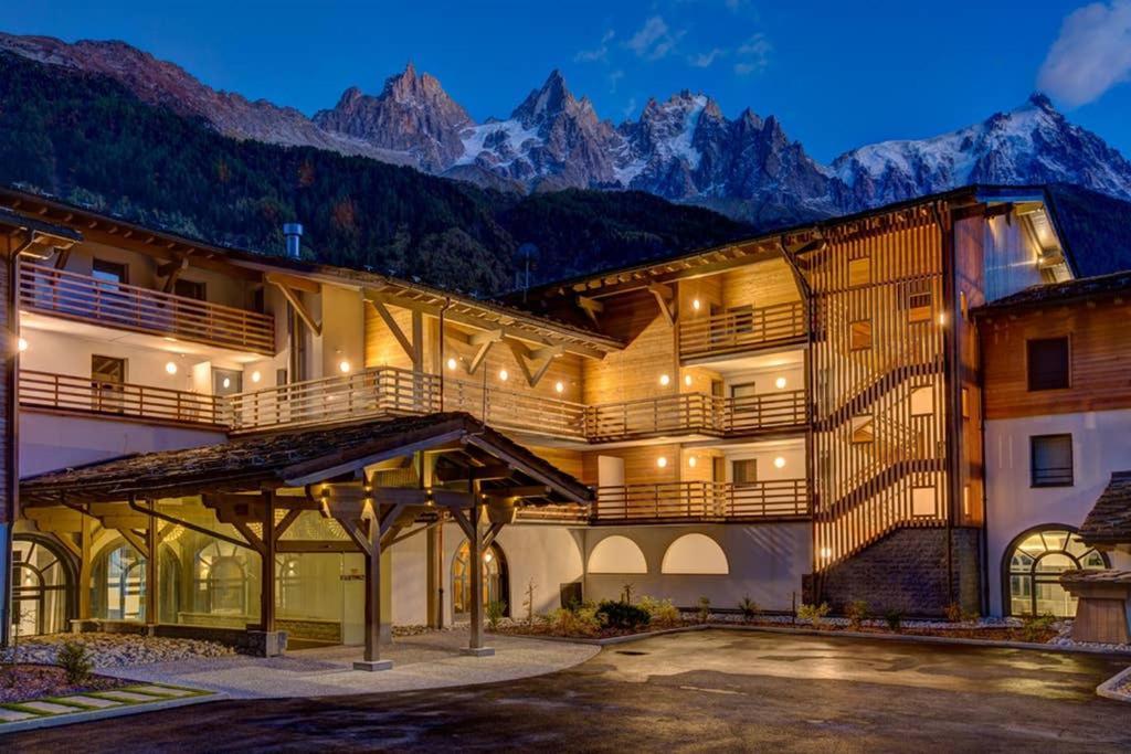 Residence Luxe 5*,Spa & Fitness, La Cordee Appartement 821 Шамони Екстериор снимка